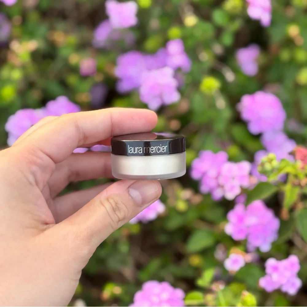 NWOT Laura Mercier Mini Translucent Powder